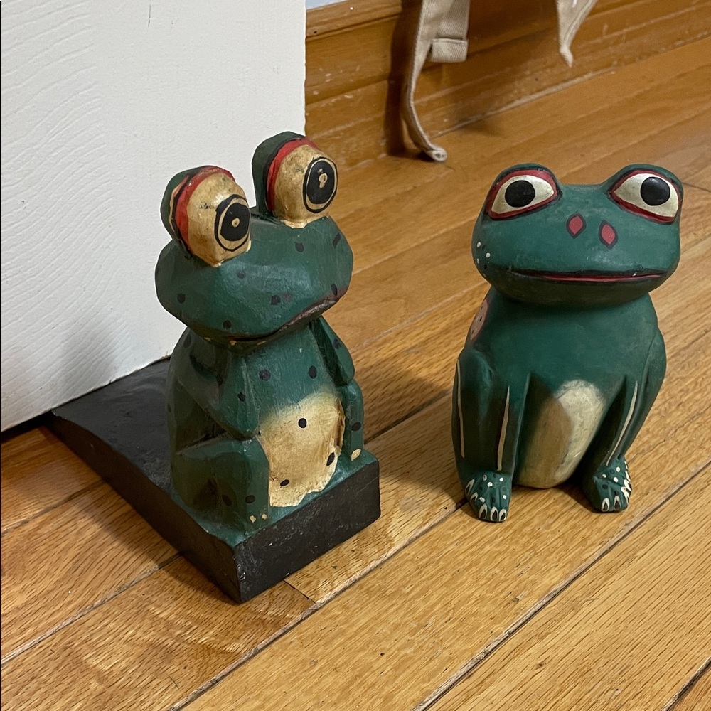 Wooden Green Frog Figurines and door stopper